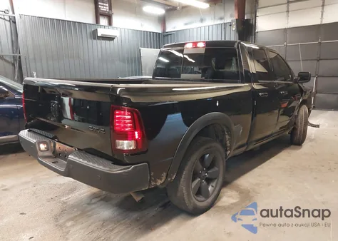 2019 Ram 1500 Classic Warlock Quad Cab 4X4 6'4 Box z USA, uszkodzony, nr VIN 1C6RR7GG6KS705649